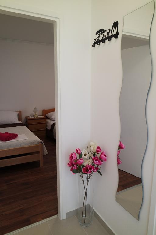 Apartments Jadranka Новаля Екстериор снимка